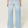 Lavt sittende, lysvaskede baggy jeans