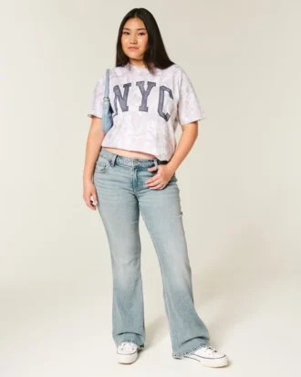 Lavt sittende, lysvaskede bootcut-jeans