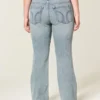 Lavt sittende, lysvaskede bootcut-jeans