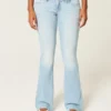Lavt sittende, lysvaskede bootcut-jeans