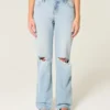 Lavt sittende, lysvaskede, revne, løse jeans