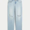 Lavt sittende, lysvaskede, revne, løse jeans