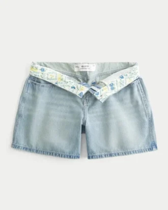 Lavt sittende, lysvasket, brettet linning, baggy denimshorts 5″