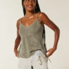 Lavt sittende minishorts i lys denim