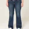 Lavt sittende mørkvaskede bootcut-jeans