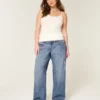 Lavt sittende, mørkvasket baggy jeans med broderi «Class of ’26»