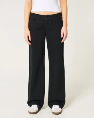 Lavt sittende, svarte baggy jeans