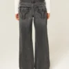 Lavt sittende Y2K-vaskede, svarte baggy jeans