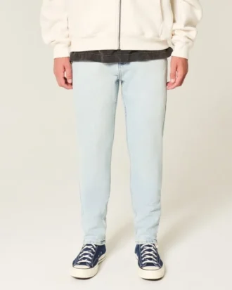 Lysvasket atletisk skinny jeans