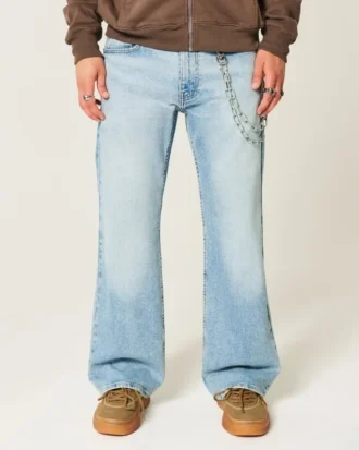 Lysvasket, avslappet bootcut-jeans Lysvasket, avslappet bootcut-jeans