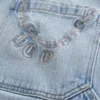 Lysvasket brodert baklomme skater baggy malerjeans