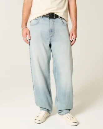 Lysvasket skaterbaggyjeans