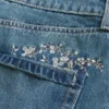 Medium Wash brodert denim miniskjørt