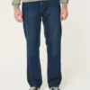Mørkvaskede, løse jeans