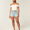 Off-shoulder-top med blonder