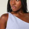 One-shoulder-top i linblanding