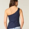 One-shoulder-top i linblanding