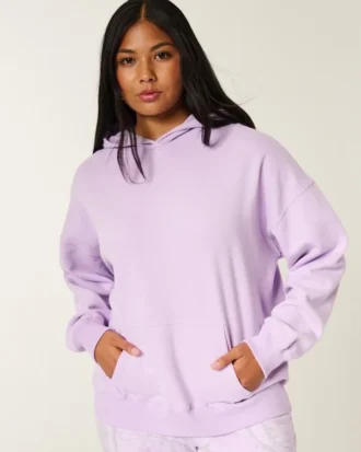Oversized hettegenser med camouflagefôr