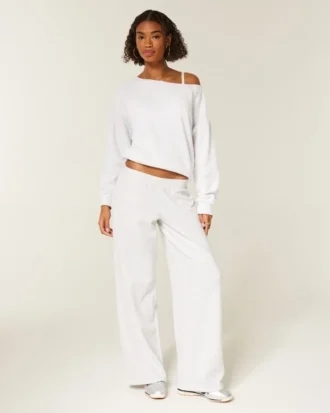 Oversized off-the-shoulder-genser Oversized off-the-shoulder-genser