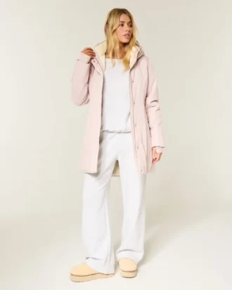 Parkas med fuskepelsfôr