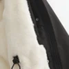 Parkas med fuskepelsfôr