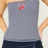 Ribbet stroppeløs brodert kirsebærfarget tube-top
