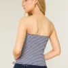 Ribbet stroppeløs brodert kirsebærfarget tube-top