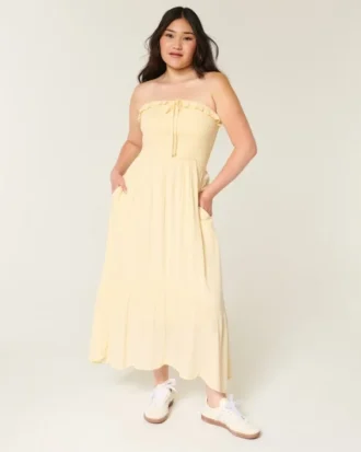 Stroppeløs smocked maxi-kjole