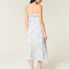 Stroppeløs smocked maxi-kjole
