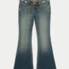 Ultra lav midje, brodert belte, medium vasket flare-jeans