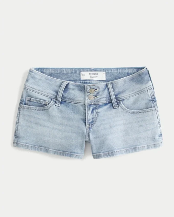 Ultra lav midje, lysvasket shorts