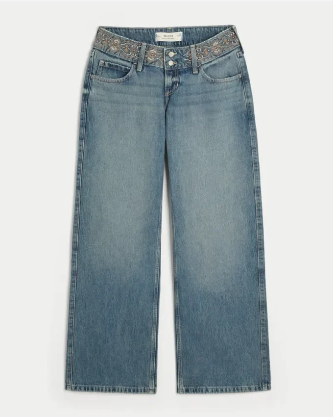 Ultra lav midje, medium vask, brodert baggy jeans