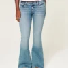 Ultra lav midje, medium vasket flare-jeans