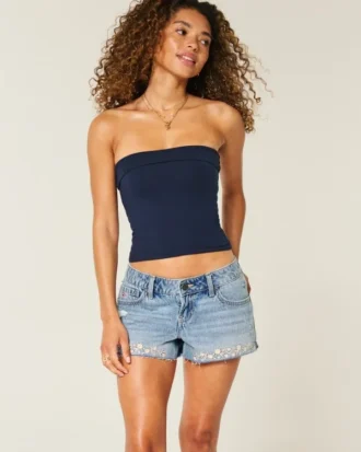 Ultra lavt sittende broderte denim-minishorts