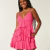 V-hals med volanger, babydoll minikjole