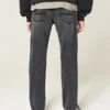 Vasket svart slim straight jeans