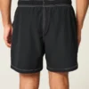 Volley-badeshorts til midt på låret